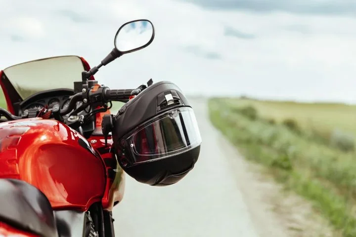 ADV vs Enduro – jaki motocykl będzie lepszym wyborem?
