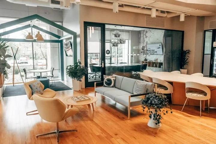 Projektowanie systemu dystrybucji powietrza – kluczowe wskazówki dla inwestorów