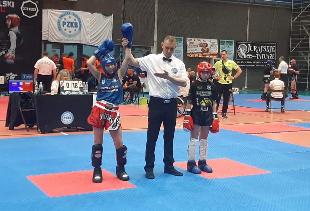 UM Wejherowo: Cztery tytuły Mistrza Polski kickboxerów w Zawierciu