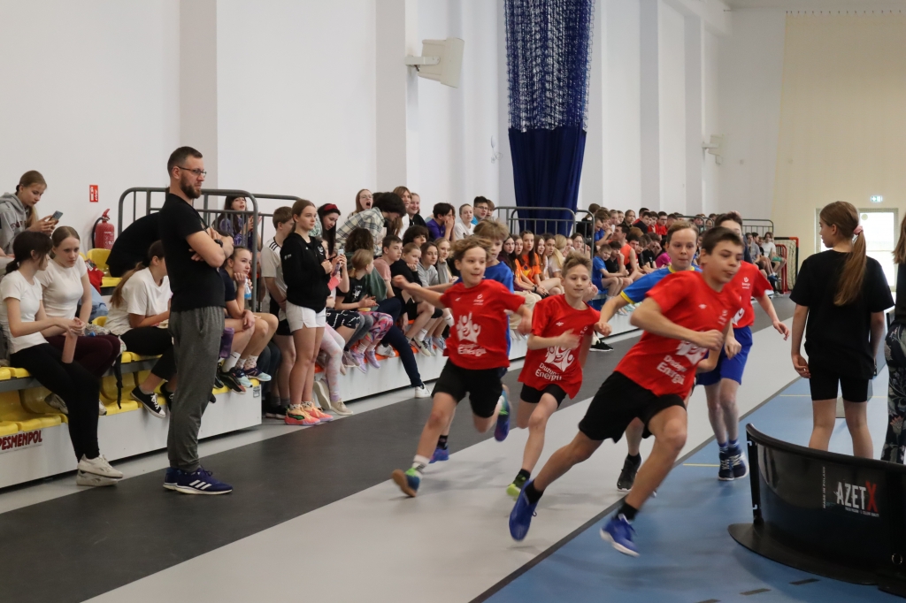 UM Wejherowo: Noworoczne zawody halowej lekkoatletyki w wejherowskiej piątce”