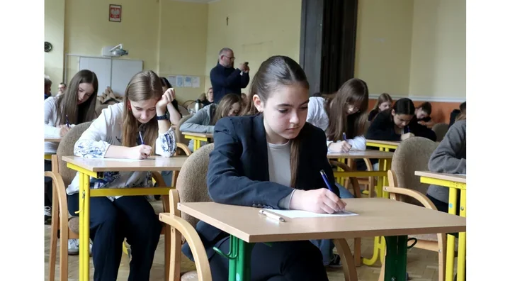 Wejherowskie dyktando znów sprawdziło nerwy i znajomość ortografii