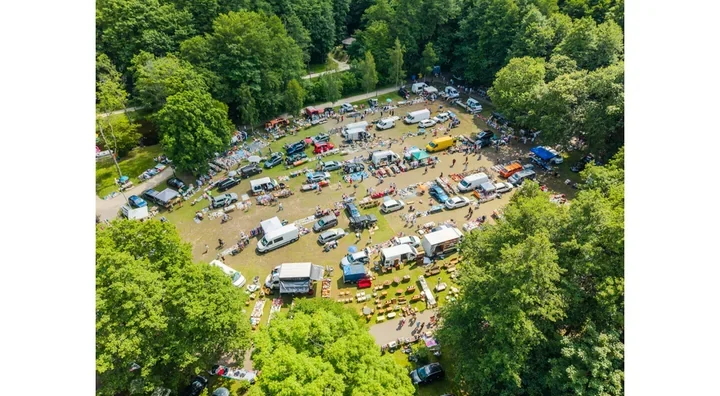 Pchli targ w wejherowskim parku. Czas na rzeczy z charakterem