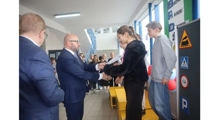 Uczniowie z „szóstki” najlepsi w turnieju o bezpieczeństwie na drodze