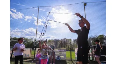 Rodzinne święto Gryfa na Wzgórzu Wolności przyciągnęło tłumy i sportowe emocje