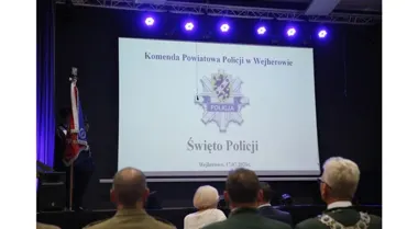 Awanse i wyróżnienia w wejherowskiej policji. Doceniono codzienną służbę