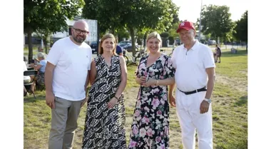 Sobótkowe ognisko przyciągnęło sąsiadów na Sucharskiego