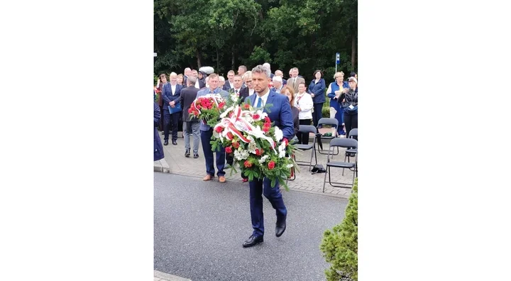 Ponad 500 internowanych. W Strzebielinku uczczono ich pamięć