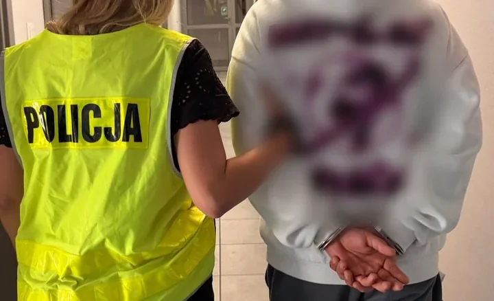 17-latek uciekł po zderzeniu w Rumi. Policja zatrzymała go tego samego wieczoru