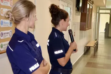 Zielone i żółte kartki na drodze. Uczniowie z Bożegopola przy kontrolach