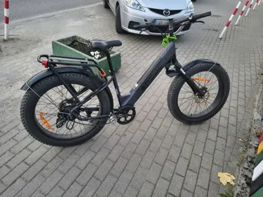 Zderzenie w Bolszewie. Rowerzysta trafił do szpitala po wypadku