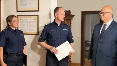 Pięciu policjantów z Wejherowa nagrodzonych za wzorową służbę