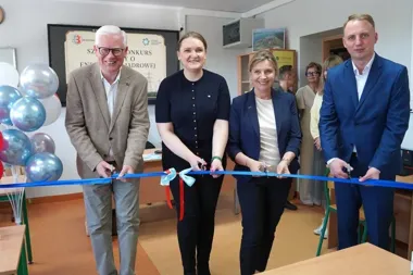 Nowa pracownia IT w PZS nr 3. Uczniowie z Wejherowa zyskali 16 stanowisk komputerowych