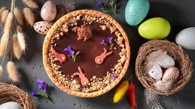 Dzieci pieką i zdobią mazurki - Słodka Wielkanoc w foyer FK